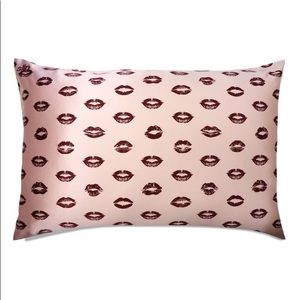 Slip silk pillowcase